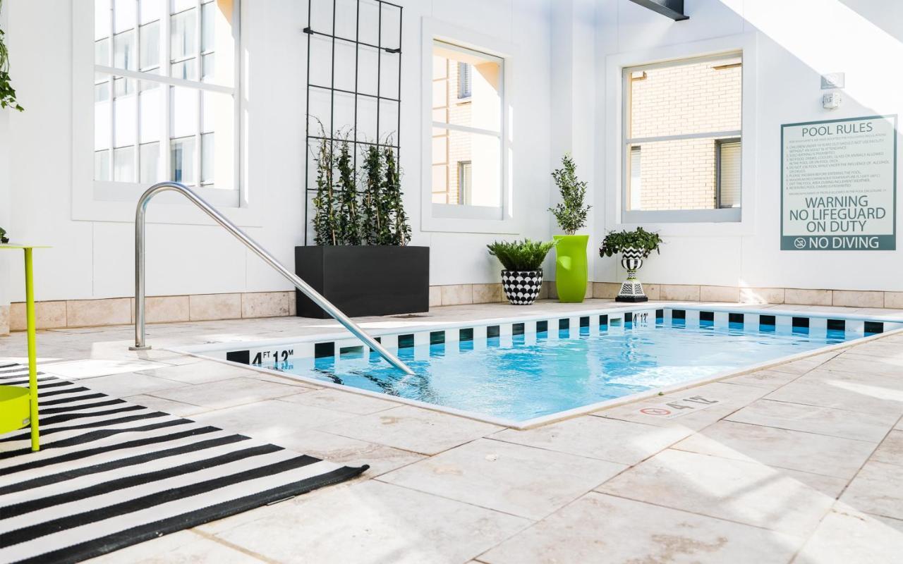 Holiday Inn Club Vacations New Orleans Resort Exterior photo