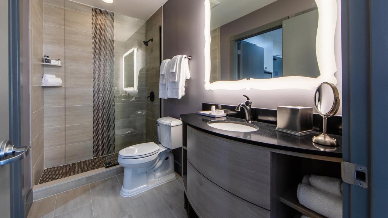 Holiday Inn Club Vacations New Orleans Resort Room photo